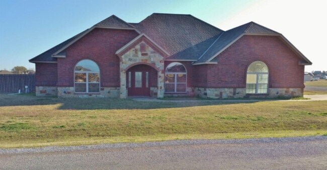 Primary Photo - 1026 NE Brown Rd