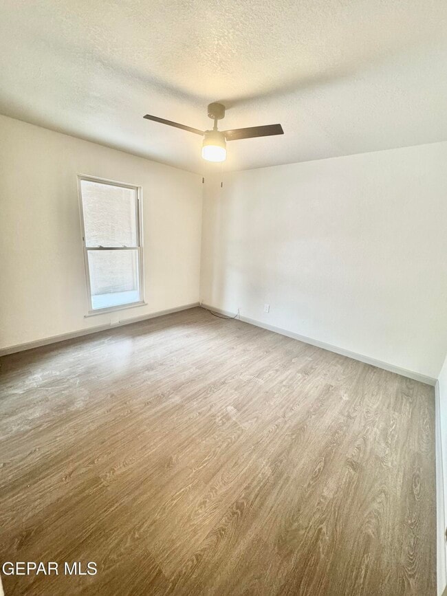 Building Photo - 508 Trails End Ct