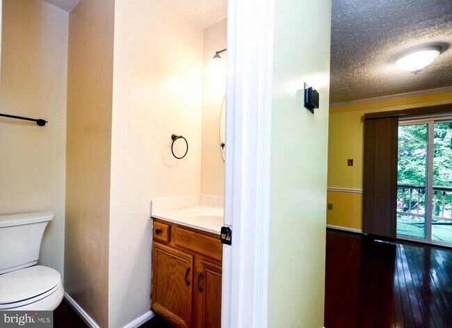 Building Photo - 7234 Tamo Ct