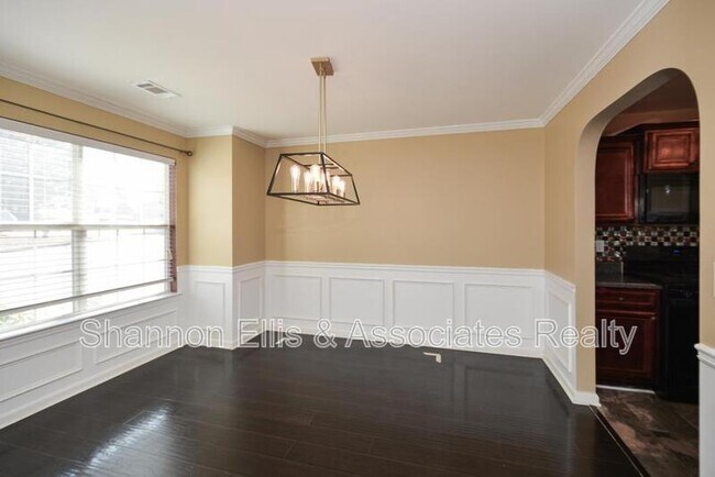 Building Photo - 137 Baywood Crossing