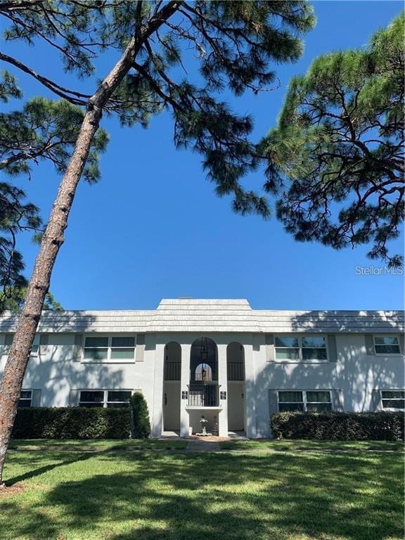 Building Photo - 5800 Hollywood Blvd