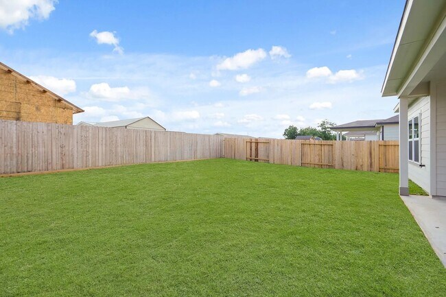 Building Photo - 17824 Lionheart Rd