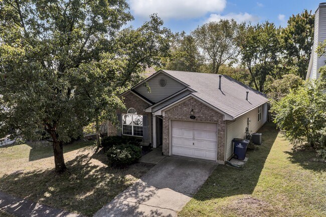 Building Photo - 1201 Red Stone Dr