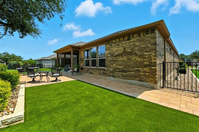 Building Photo - 107 Calhoun Ln