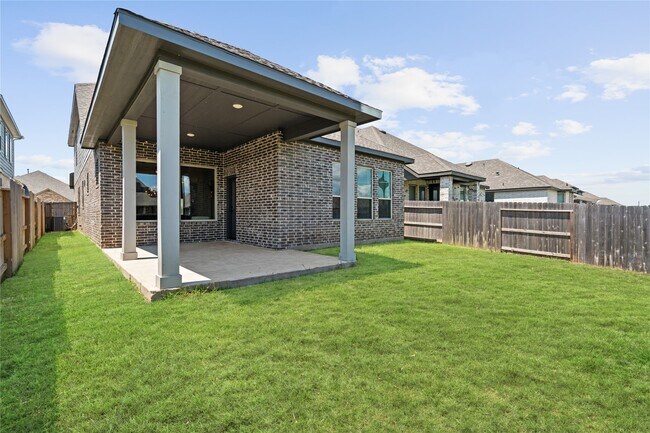 Building Photo - 23726 Pullin Market Dr