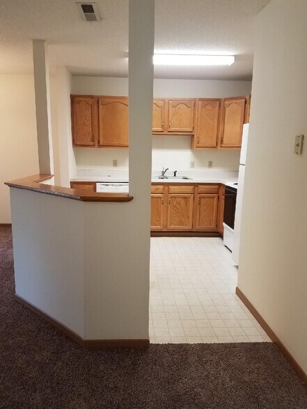 Building Photo - 1232 Spruce Ct