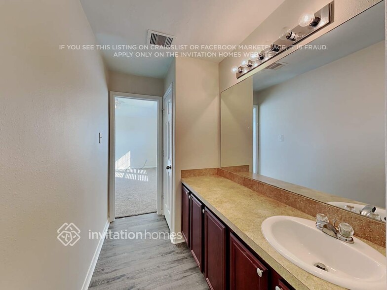 Building Photo - 16418 Noble Meadow Ln