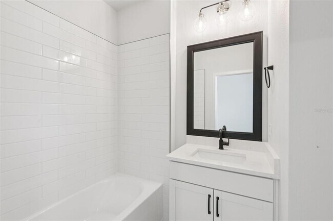 Building Photo - 3133 4th Ter N