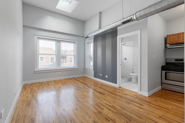 Interior Photo - The Greenview