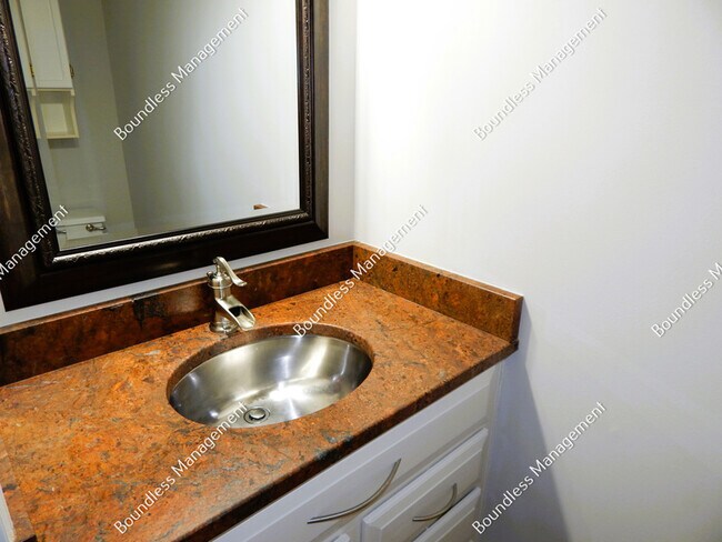 Building Photo - 125 Broadwell Oaks Ct