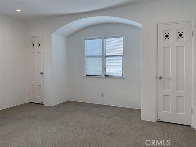 Building Photo - 3030 Manhattan Ave