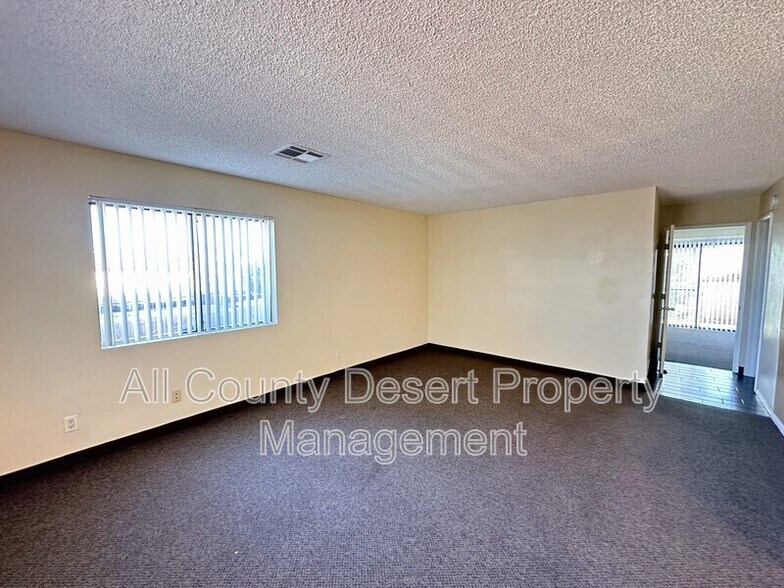 Building Photo - 13079 Eliseo Rd