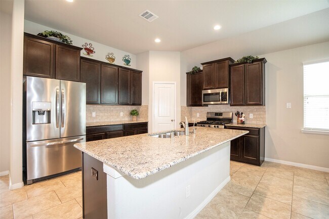 Building Photo - 1634 Analy Ct