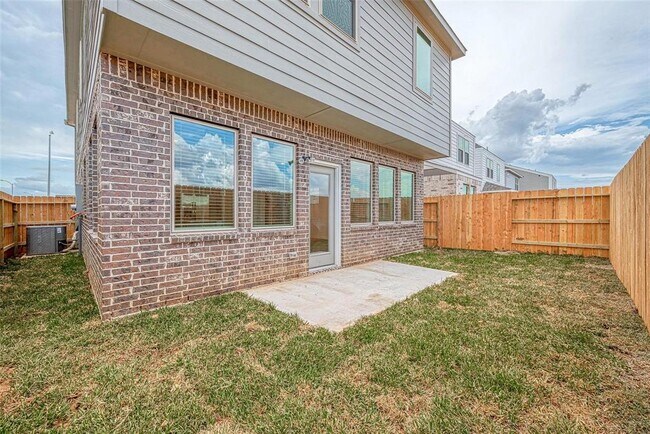 Building Photo - 17110 Pentland Hls Wy