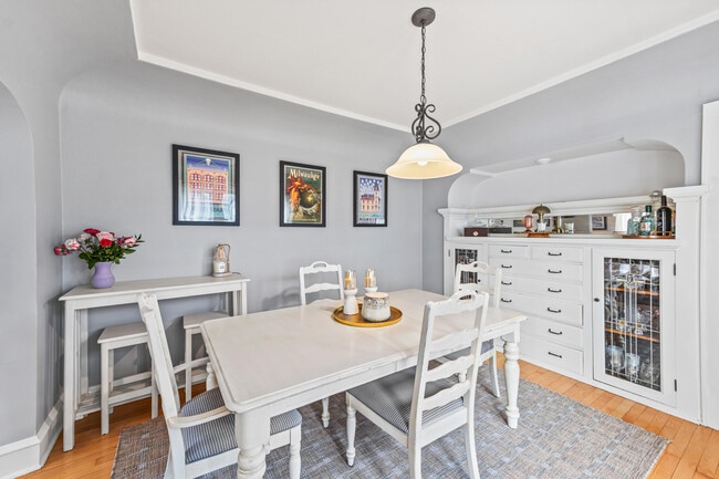 Building Photo - 4518 N Woodburn St