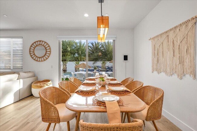 Building Photo - 83796 Moreno St