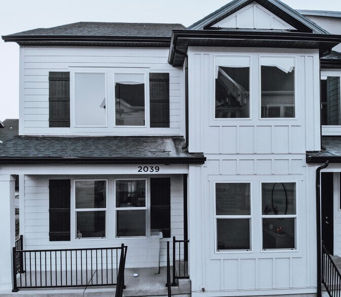 Building Photo - 2039 N 3960 W