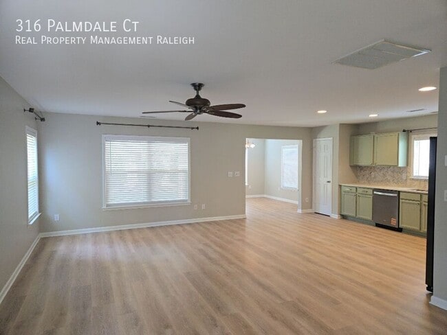 Building Photo - 316 Palmdale Ct