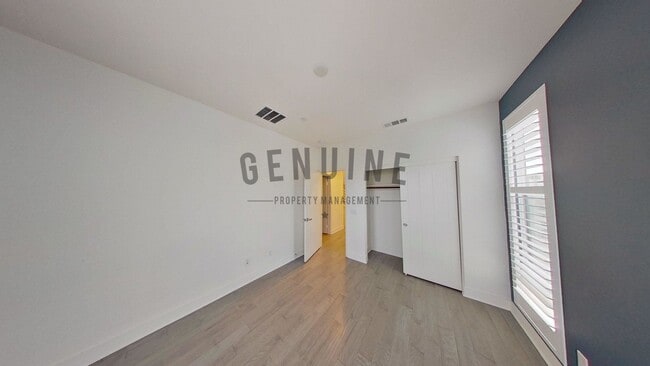 Building Photo - Coming Soon: Beautifully Furnished 3Bd 3.5Ba Condo in Costa Mesa