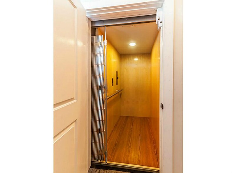 Elevator great if stairs aren't comfortable and for moving in - 876 Woodruff Place West Drive