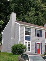 Building Photo - 3736 Jamestown Ct