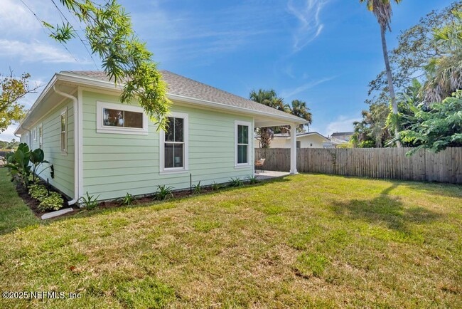 Building Photo - 550 Seagate Ave
