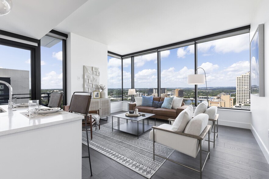 The Quincy 91 Red River St Austin TX 78701 Apartment Finder