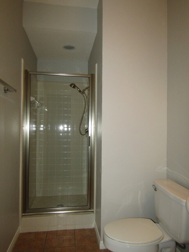 Building Photo - 10602 Cranford Ct