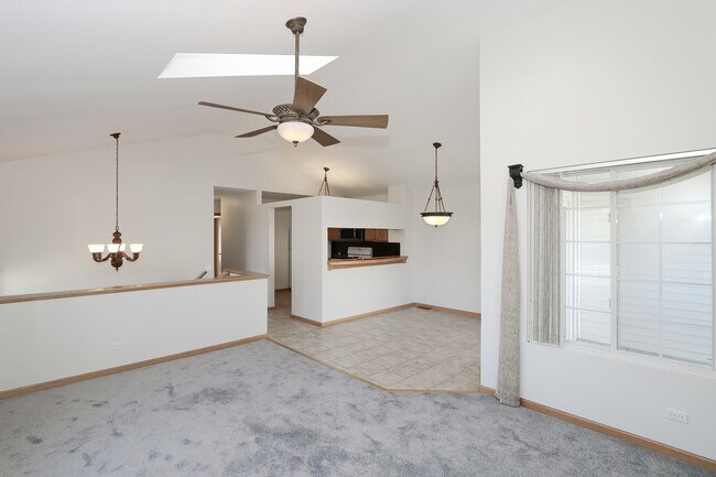 Building Photo - 2232 Dawson Ln