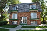 Building Photo - Briarwood Apartments