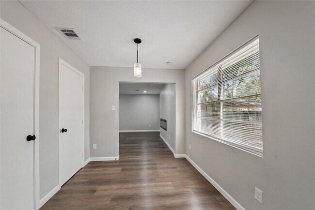 Building Photo - 12731 Retreat Trail