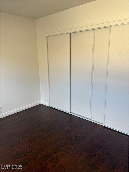 Building Photo - 2005 Fontenelle St