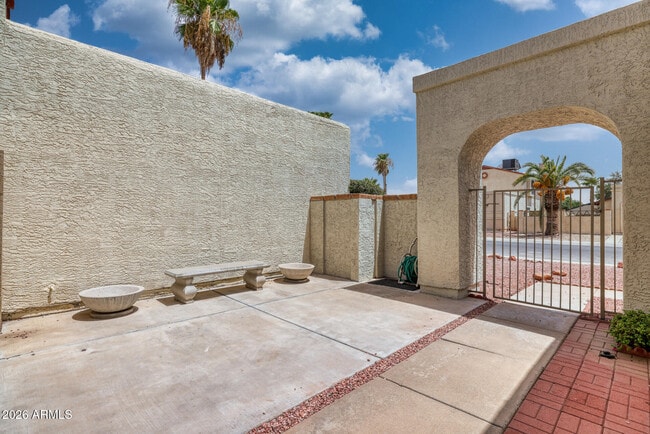 Building Photo - 4760 W Wahalla Ln
