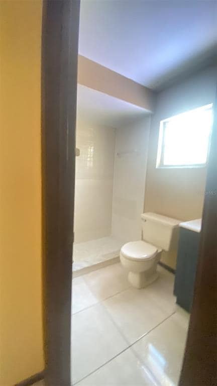 Building Photo - 5565 Telipa Dr