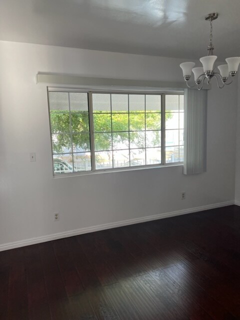 Building Photo - 1607 N Wilton Plz