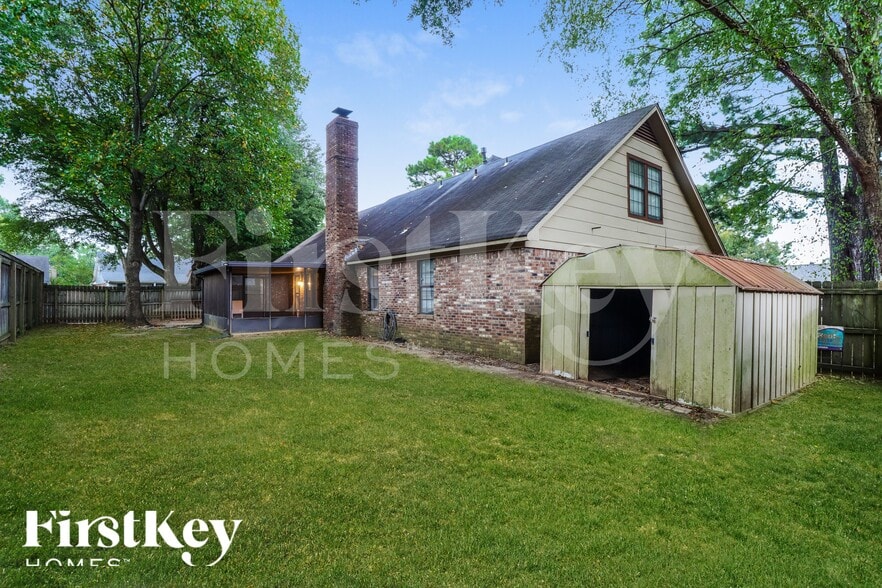 Building Photo - 6990 Scepter Cove