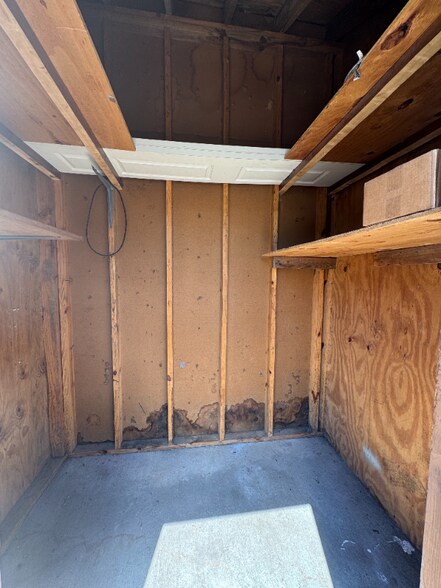 Building Photo - 3015 Old Bryan Dr