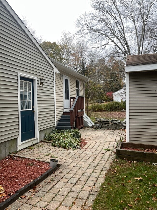 Building Photo - 17 Heather Glen Ln