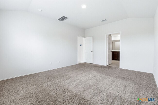 Building Photo - 9505 Kensley Rose Dr