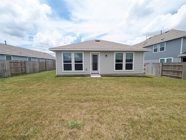 Building Photo - 212 Rollingwood Dr