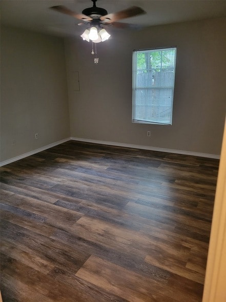 Building Photo - 11915 Metmora Ct