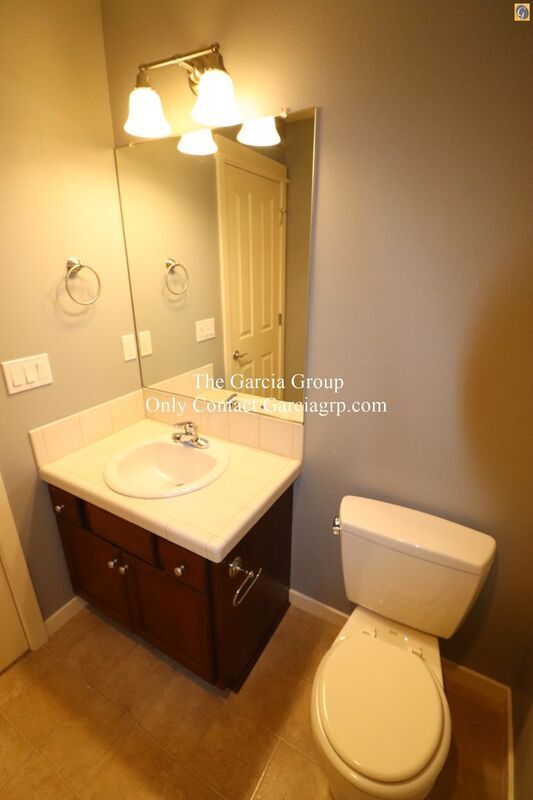 Building Photo - 7736 SW Cypress Ln