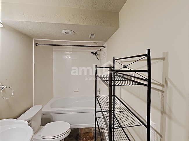 Building Photo - 1452 S 1350 W