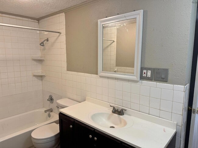 Building Photo - 3133 Jacqueline Rd