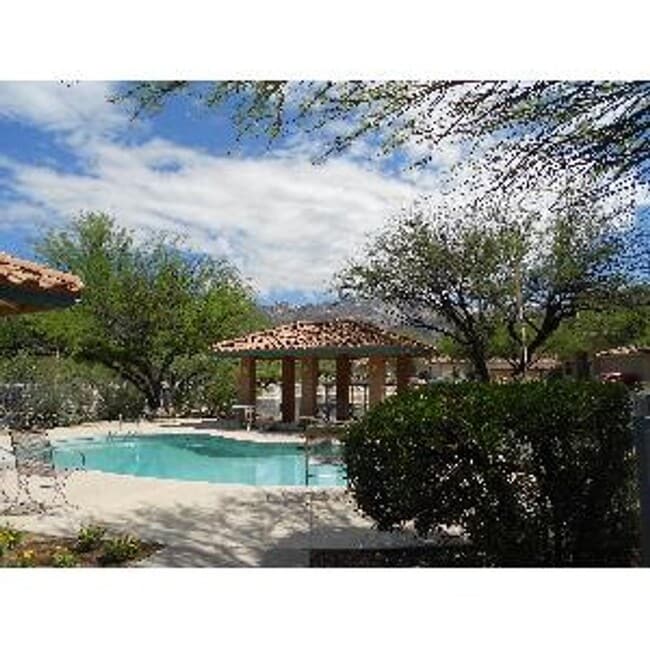 Building Photo - Sabino Canyon Furnished Vacation Home