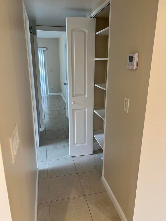 Building Photo - 632 Saxony Trail