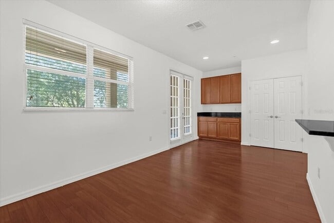 Building Photo - 655 Pensacola Ln