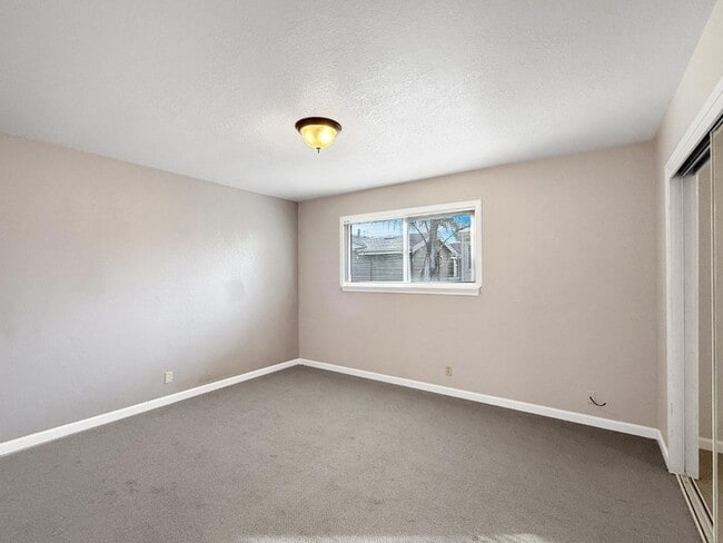 Building Photo - 4550 Opal St