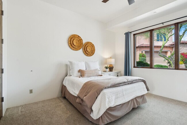 Building Photo - 7701 E Golden Eagle Cir