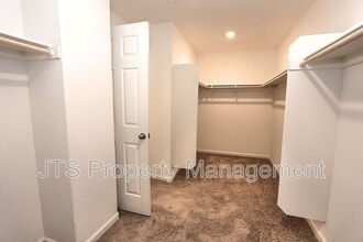 Building Photo - 3324 Auburn Leaf Loop